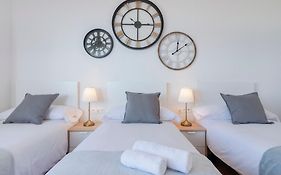 Skol Sea Views Apartments
